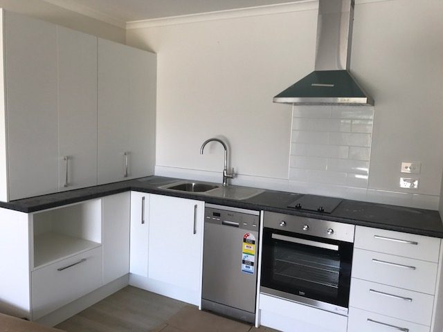 66 Grosvenor Gardens, Flagstaff, Hamilton - Carousel 3
