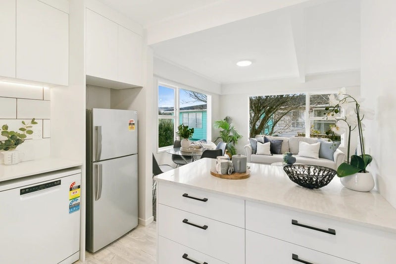 49A Cypress Drive, Maungaraki, Lower Hutt - Carousel 2