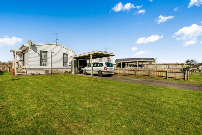 21B Oratu Place, Manurewa, Auckland - Carousel 1
