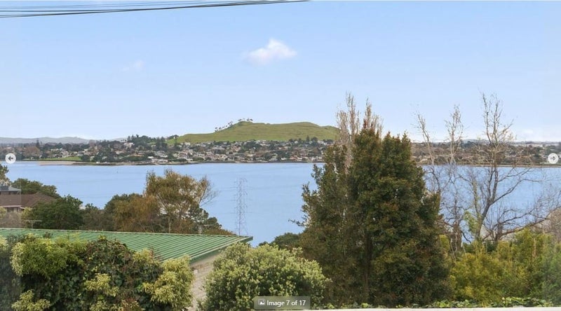 110 Carlton Street, Hillsborough, Auckland - Carousel 2