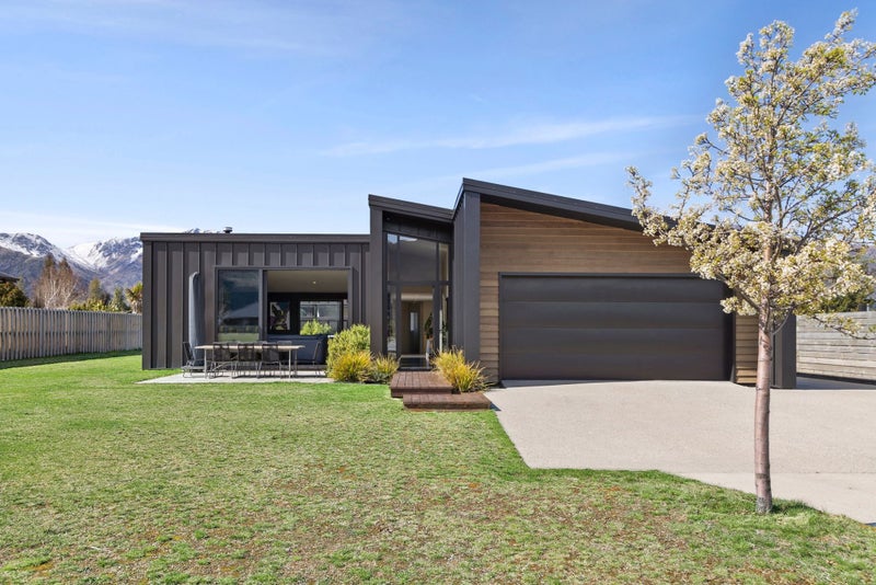 17 Dingle ST, Hawea, Queenstown - Carousel 1