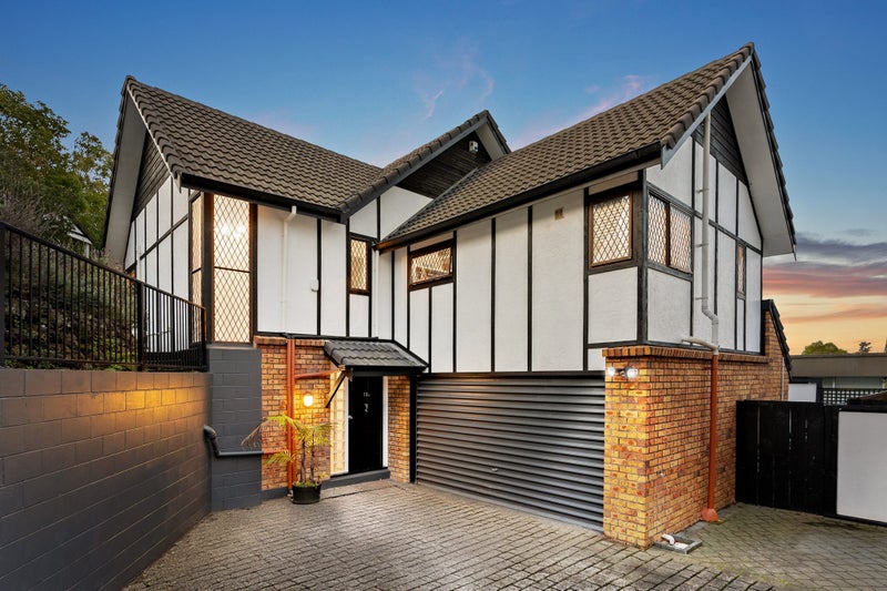 12A Steele Street, Meadowbank, Auckland - Carousel 1