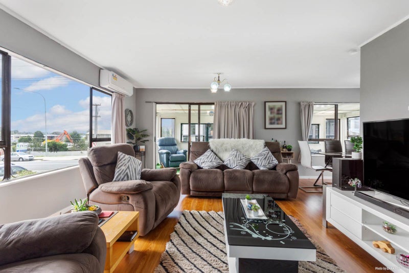 1/168 Lake Road, Northcote, Auckland - Carousel 2