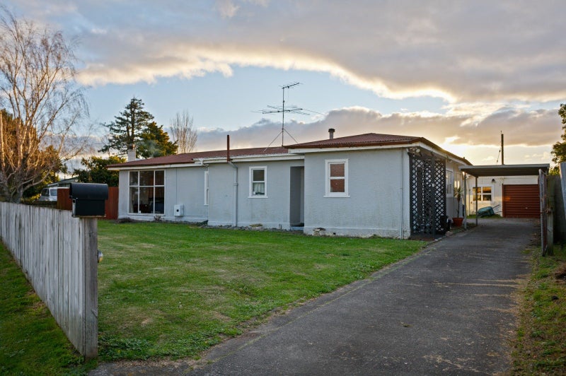 1 Aerodrome Road, Elgin, Gisborne - Carousel 1