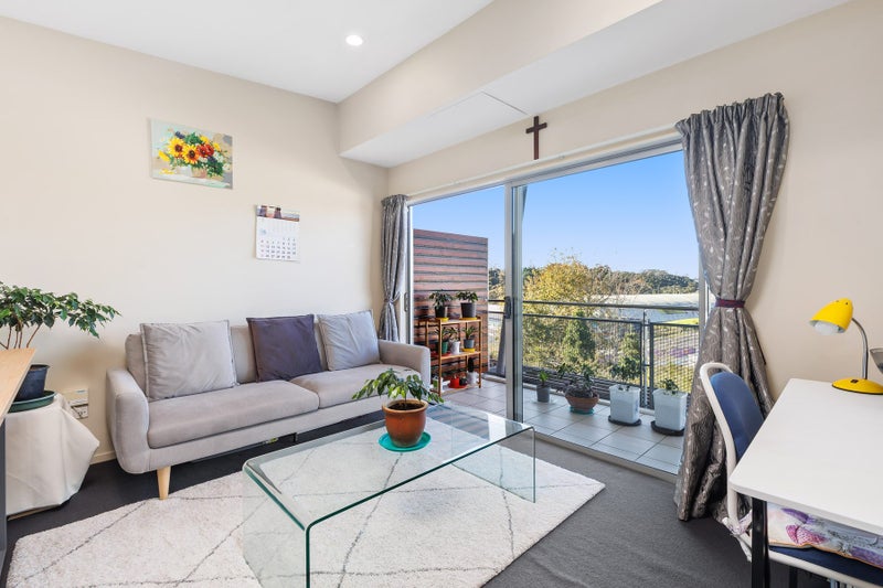 48A/210 Dairy Flat Highway, Albany, Auckland - Carousel 1