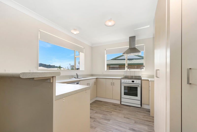 4B Hoyte Place, Pukehangi, Rotorua - Carousel 2