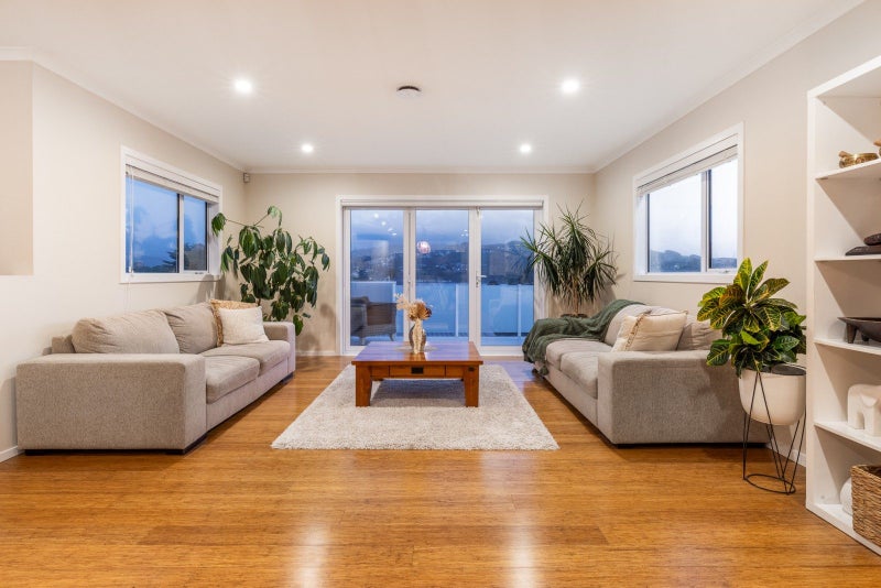 21A Richard Street, Titahi Bay, Porirua - Carousel 2