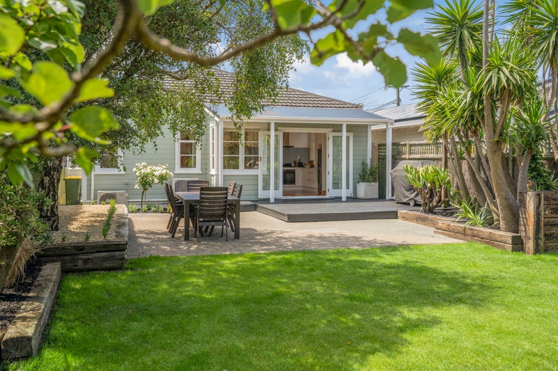 23 Bolton Street, Petone, Lower Hutt - Carousel 1