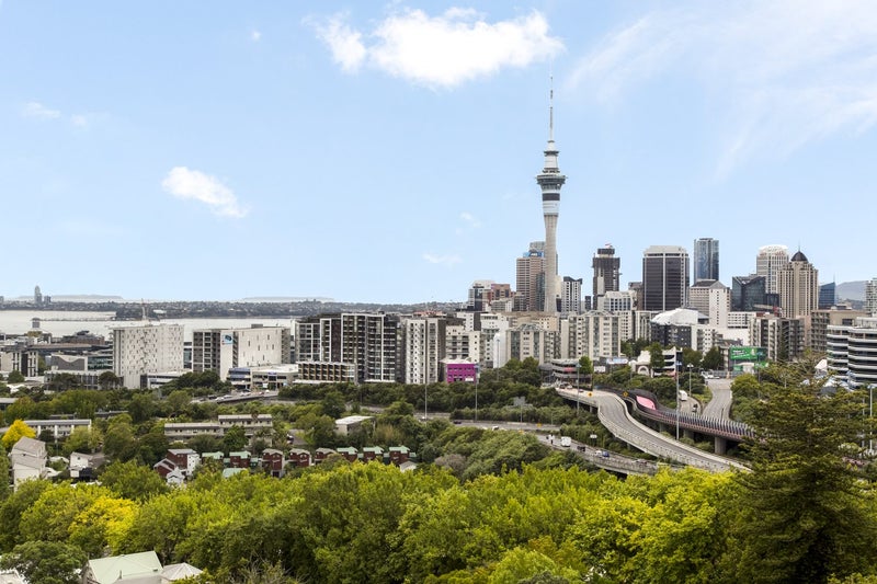 1201/8 Hereford Street, Freemans Bay, Auckland - Carousel 2
