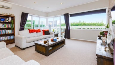 62A Wharf Road, Pukekohe - Carousel 1