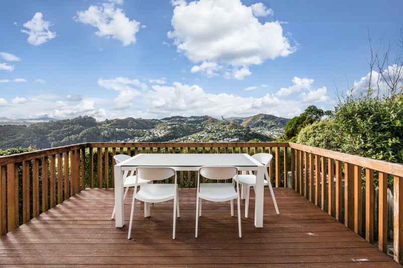 21 Landsdowne Terrace, Karori, Wellington - Carousel 26
