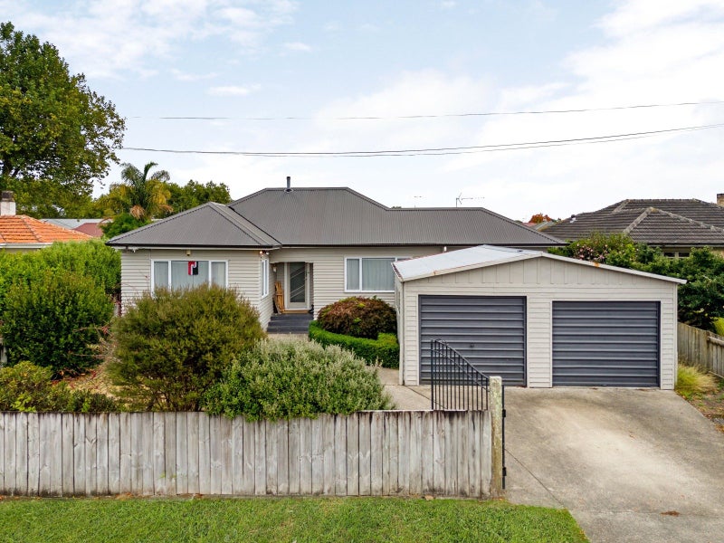 20 Bolmuir Road, Forest Lake, Hamilton - Carousel 1