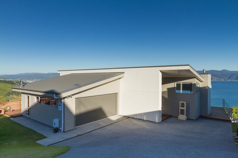 19 Bennett Grove, Newlands, Wellington - Carousel 2