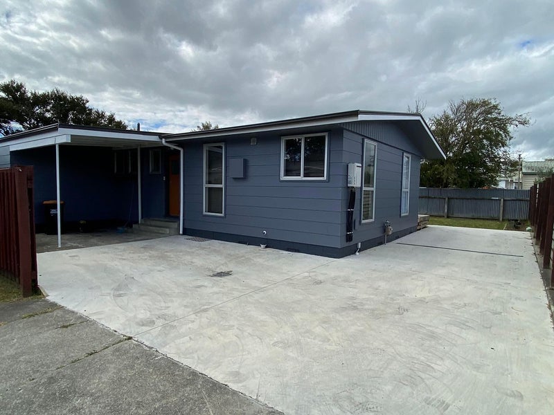 69B Kaimanawa Street, Kelvin Grove, Palmerston North - Carousel 1