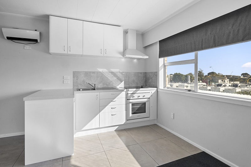 1/194 Powderham Street, New Plymouth, New Plymouth - Carousel 2