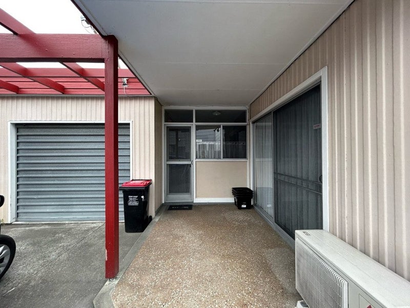 3/1204 Heretaunga Street East, Parkvale, Hastings - Carousel 2