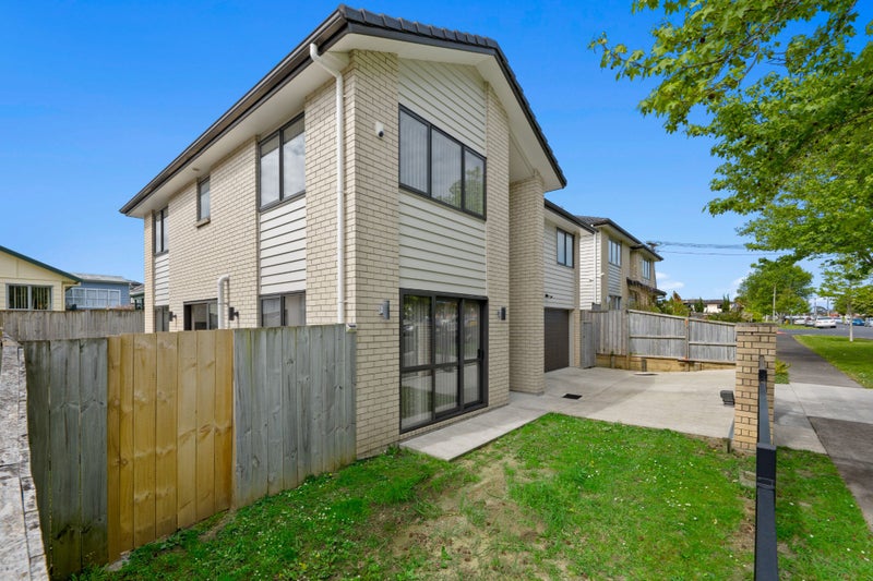 22 Milton Road, Papatoetoe, Auckland - Carousel 2