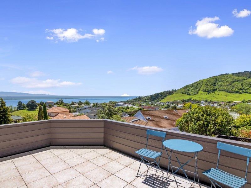 15 Matuku Place, Atawhai, Nelson - Carousel 1