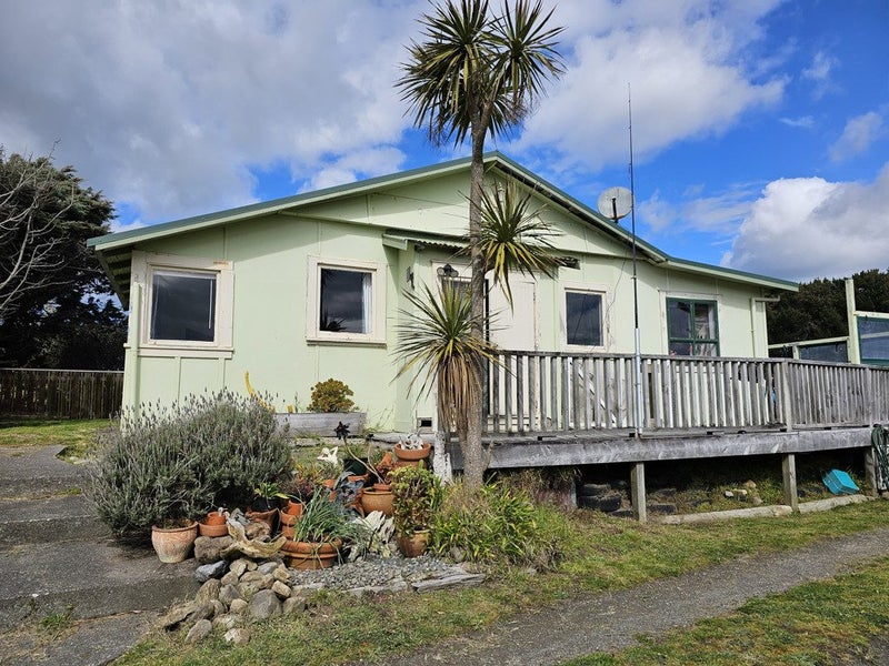 633 Waitarere Beach Road, Waitarere Beach, Levin - Carousel 2