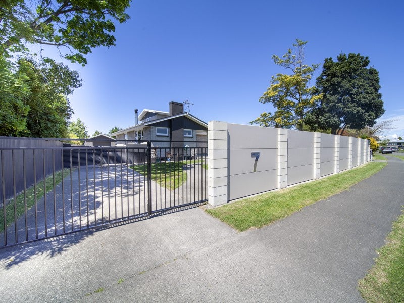 7 Downing Avenue, Pirimai, Napier - Carousel 1