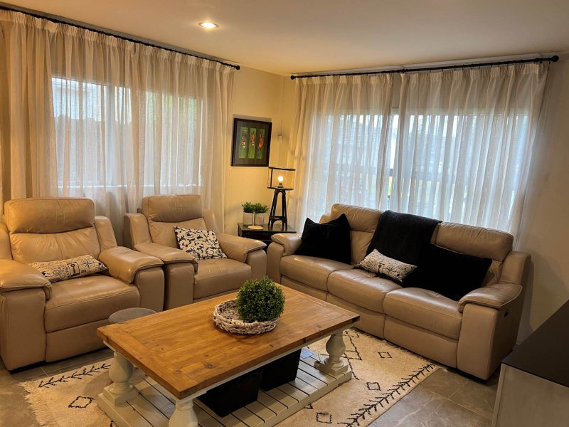 62 Popokatea Drive, Takanini, Auckland - Carousel 1
