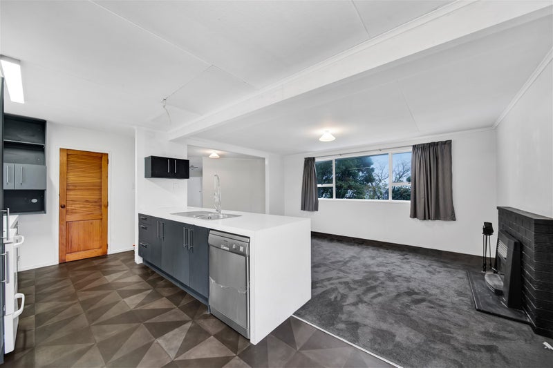 16 Oleander Place, Bell Block, New Plymouth - Carousel 2