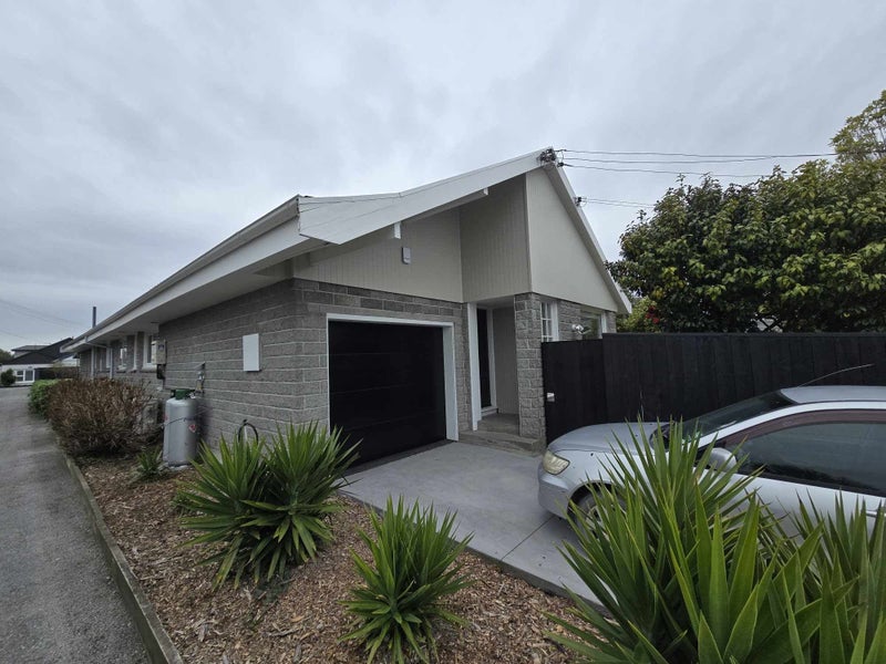 1/75 Garreg Road, Bryndwr, Christchurch - Carousel 1