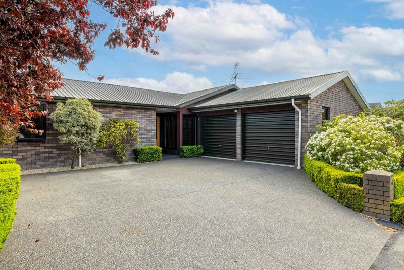 149 Royal Park Drive, Parklands, Christchurch - Carousel 1