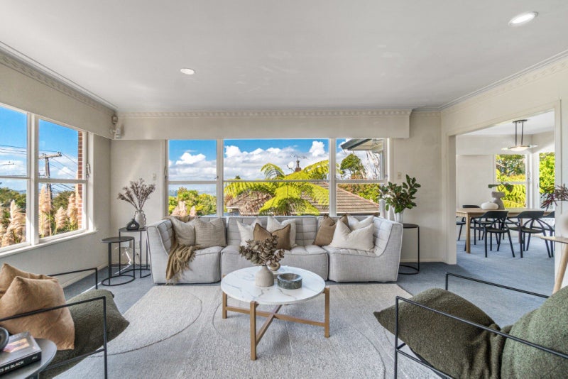 218 Godley Road, Titirangi, Auckland - Carousel 2