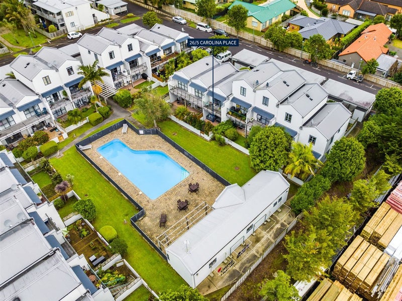 26/5 Carolina Place, Albany, Auckland - Carousel 2