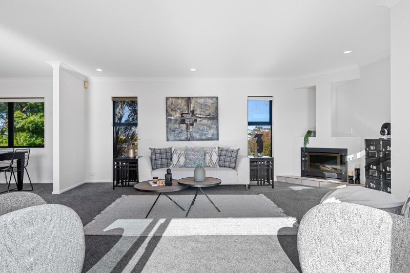 5 Acklam Avenue, Otumoetai, Tauranga - Carousel 2