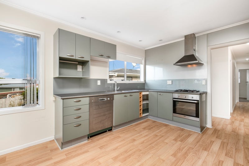 4 Lincoln Road, Manurewa East, Auckland - Carousel 2