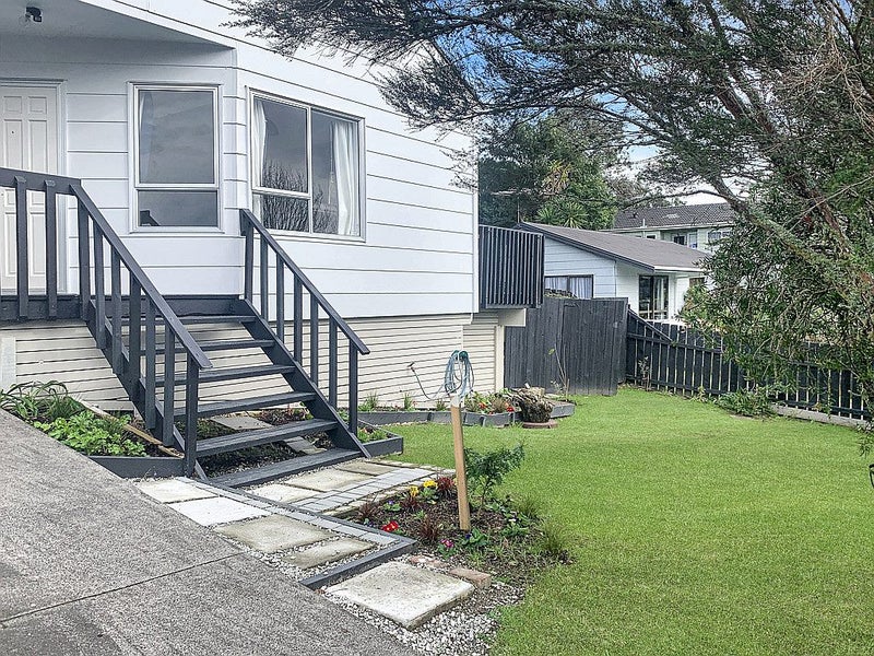 67 Gallony Avenue, Massey, Auckland - Carousel 2