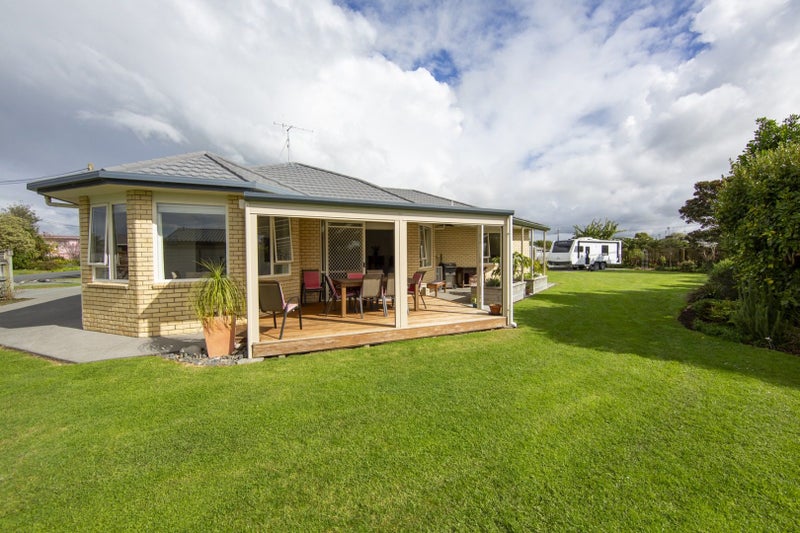 9 Insley Road, Waipu, Waipu - Carousel 1