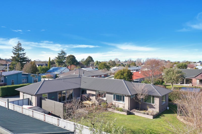 7 Middle Road, Allenton, Ashburton - Carousel 1