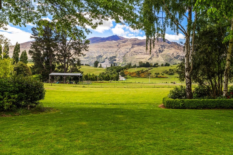 370 Lower Shotover Road, Speargrass Flat, Queenstown - Carousel 2