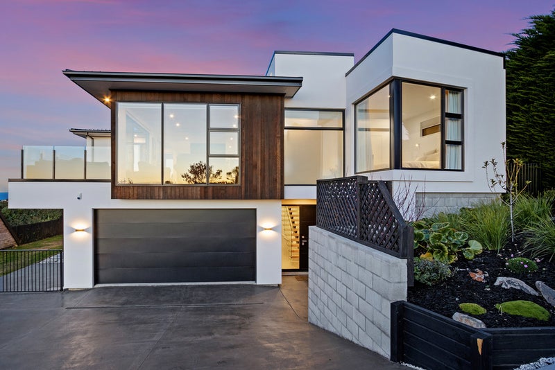 21 Belleview Terrace, Mount Pleasant, Christchurch - Carousel 2