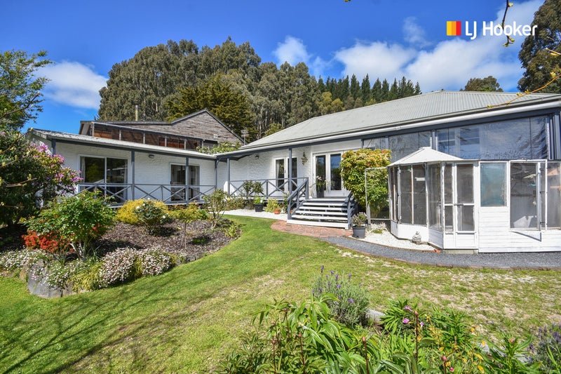 5 Clearwater Street, Broad Bay, Dunedin - Carousel 1