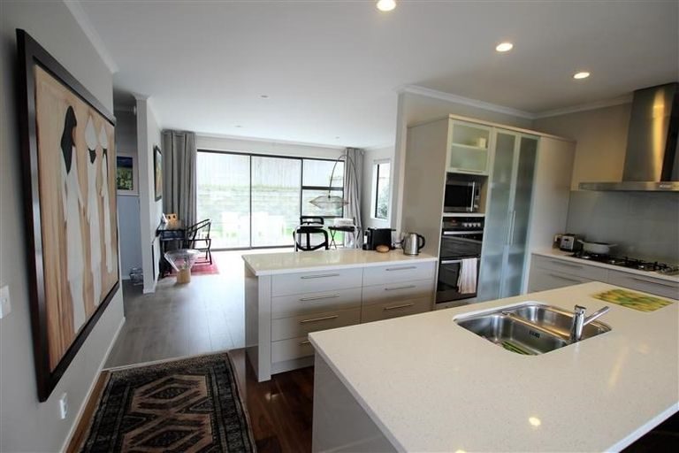 11 Briody Terrace, Stonefields, Auckland - Carousel 2