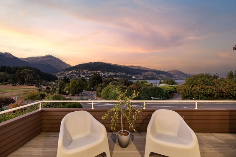 732 Peninsula Road, Kelvin Heights, Queenstown - Carousel 27