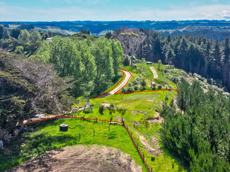 36 Tokomaru Road, Tokomaru, Palmerston North - Carousel 2