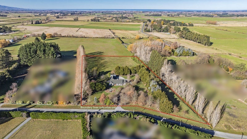 22 Raven Drive, Christchurch - Carousel 2