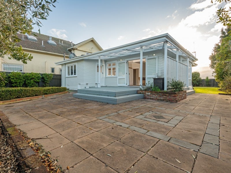 256 Albert Street, Hokowhitu, Palmerston North - Carousel 2