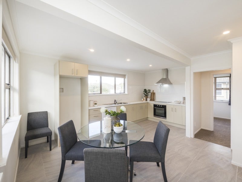 3 Manchester Street, Takaro, Palmerston North - Carousel 2