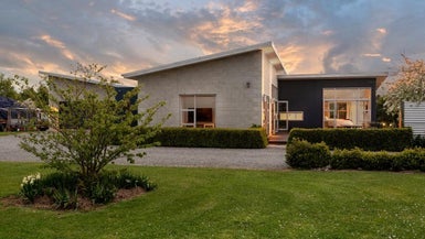 12A Avonie Place, Christchurch - Carousel 1