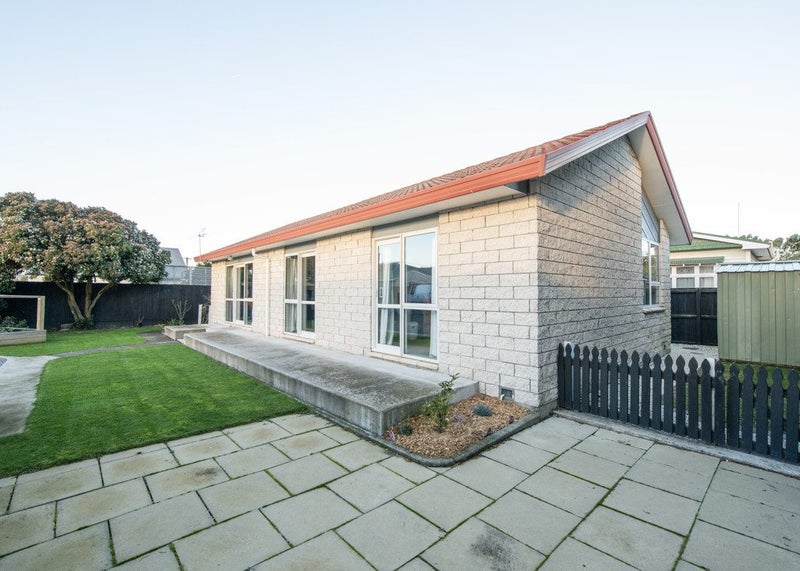 2/7 Kissel Street, Templeton, Christchurch - Carousel 2