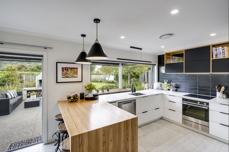 3 Sheehan Street, Bay View, Napier - Carousel 2