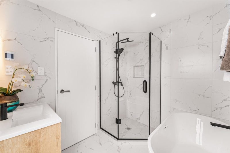 2/3A Long Bay Drive, Torbay, Auckland - Carousel 13