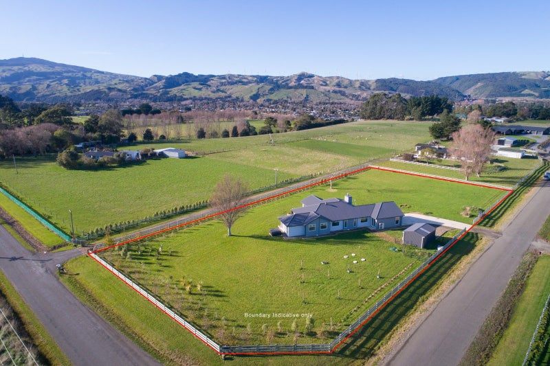 1 Ashgrove Lane, Palmerston North - Carousel 2