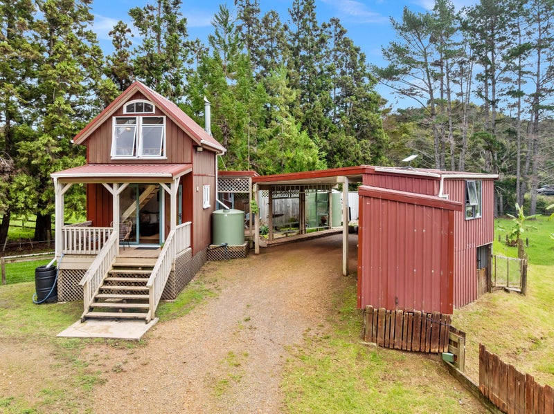 1042 Ngunguru Road, Kiripaka, Whangarei - Carousel 1